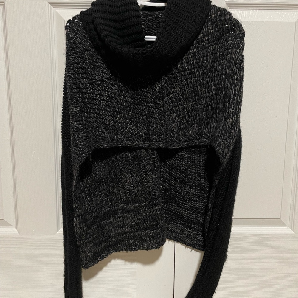 Sarah Pacini knit sweater (O/S)